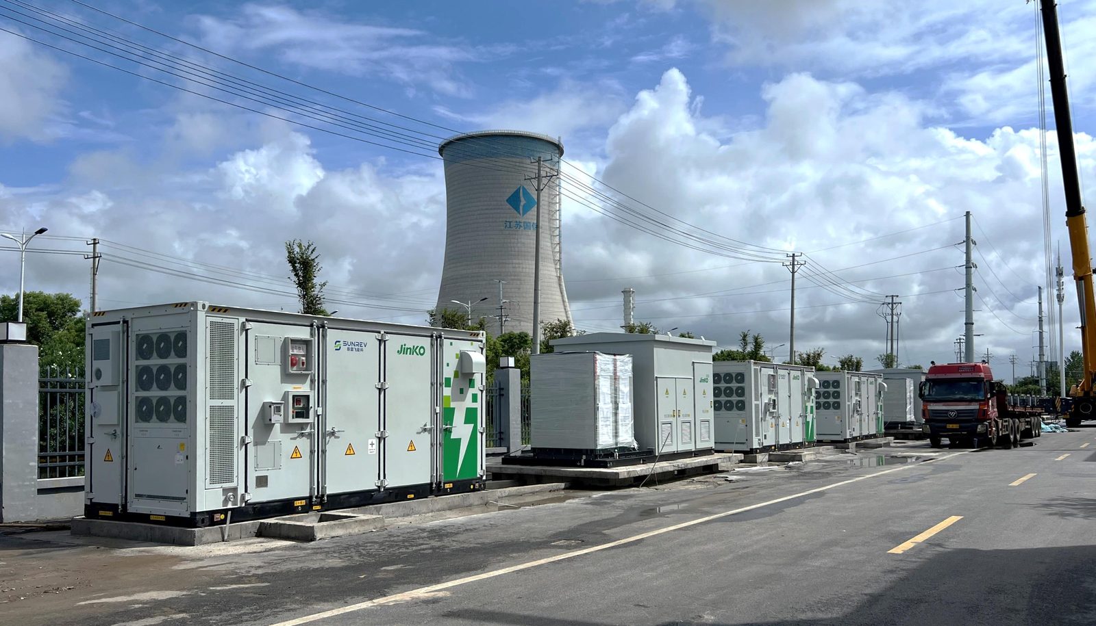 Jinko ESS utility projekt Jiangsu, 27,6 MW / 80,255 MWh, Čína, 2024